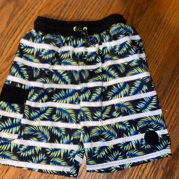 PRIMARK size 9/10 bathing suit - Picture 1 of 3